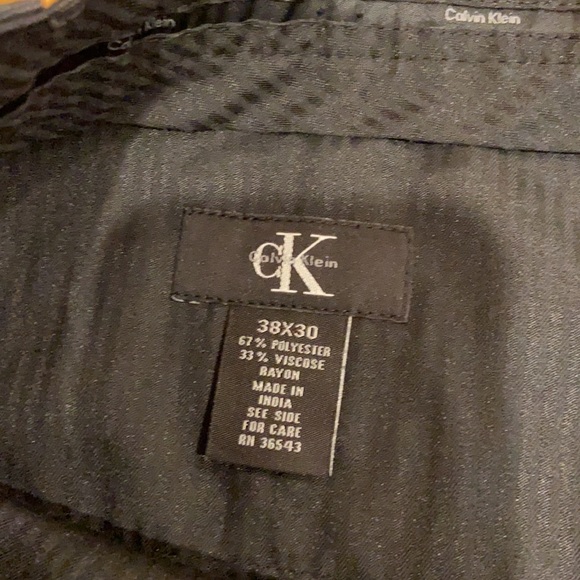 Men’s dressy pants. - Picture 2 of 3